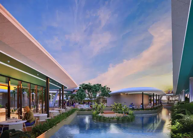 Clubhouse dining and water features